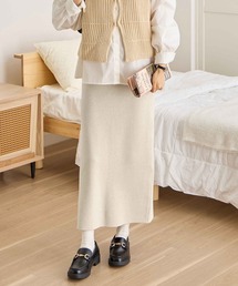 バックスリットニットスカート