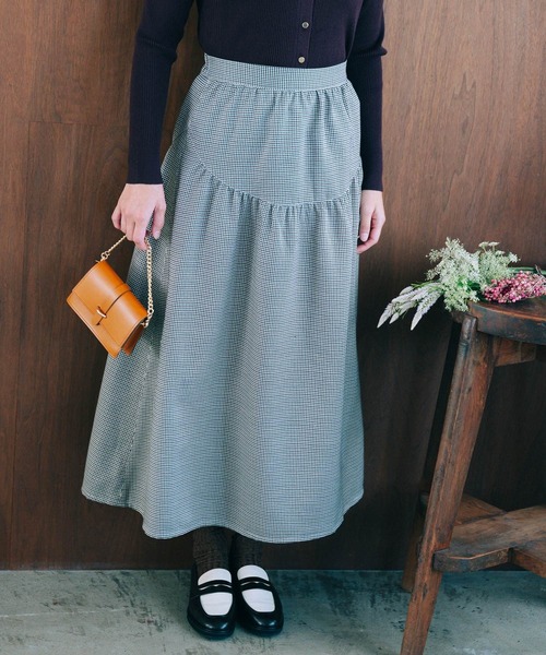 haco!(ハコ)の「【スザンヌさんコラボ】頑張れ自分!という時にぐいっと背中を押してくれるジャケット&スカートTWO-PIECE by LOVE&PEACE PROJECT(セットアップ・レディース・ブラウン系その他・LARGE/SMALL/X-LARGE/MEDIUM)」の6枚目の写真