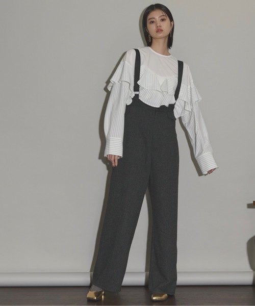 THE YOn（ザヨン）の「テープサスペンダーツイードサロペット