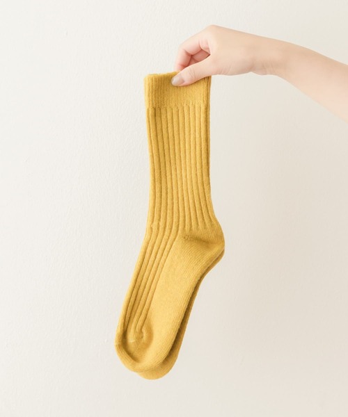 URBAN RESEARCH Sonny Label(アーバンリサーチサニーレーベル)の「H FOOTWEAR リブソックス(ソックス/靴下・レディース・オフホワイト/グレー/グリーン/マスタード・FREE)」の4枚目の写真