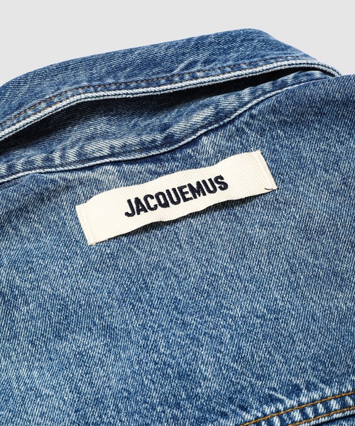 ■Jacquemus De-Nimes レッド デニム ジャケット The denim de-Nîmes jacket by JACQUEMUS | Official website