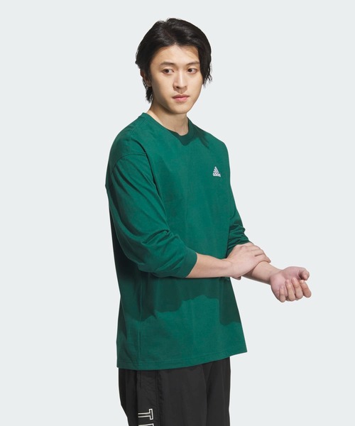 adidas(アディダス)の「エッセンシャルズ プラス ルーズフィット スモールロゴ 長袖Tシャツ / ロンT / アディダス adidas(Tシャツ/カットソー・メンズ・ブルー/グレー/ブラック/グリーン/ホワイト/ブルー系その他/ベージュ/グリーン系その他・X-SMALL/LARGE/XX-LARGE/3XL/X-LARGE/MEDIUM/SMALL)」の16枚目の写真