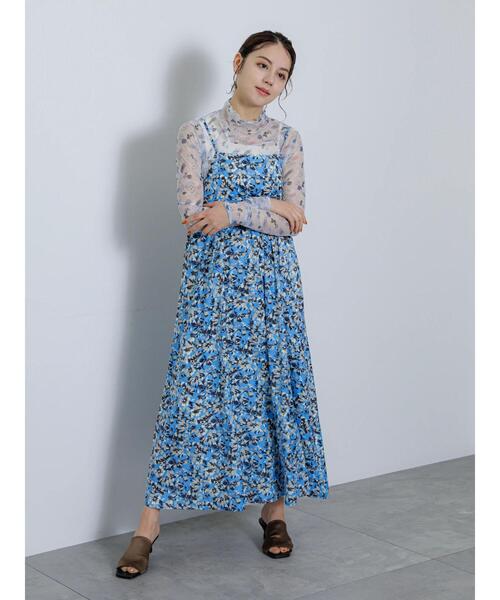 Te chichi（テチチ）の「【Atelier Bloom】フラワープリントキャミワンピース（ワンピース・レディース・ブルー・F）」の5枚目の写真