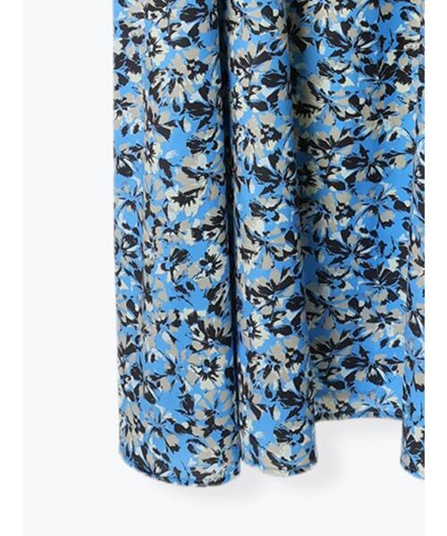 Te chichi（テチチ）の「【Atelier Bloom】フラワープリントキャミワンピース（ワンピース・レディース・ブルー・F）」の15枚目の写真