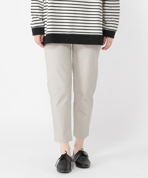 studio CLIP（スタディオクリップ）の「【スッキリ春らくパンツ】サブリナパンツ[プラスサイズあり]（その他パンツ・レディース・キャメル/オフホワイト/グレー/カーキ/ブラック/ネイビー・MEDIUM/SMALL/XXX-LARGE/XX-LARGE/X-LARGE/LARGE）」の4枚目の写真