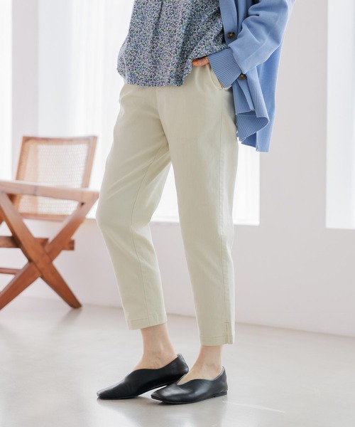 studio CLIP（スタディオクリップ）の「【スッキリ春らくパンツ】サブリナパンツ[プラスサイズあり]（その他パンツ・レディース・キャメル/オフホワイト/グレー/カーキ/ブラック/ネイビー・MEDIUM/SMALL/XXX-LARGE/XX-LARGE/X-LARGE/LARGE）」の8枚目の写真