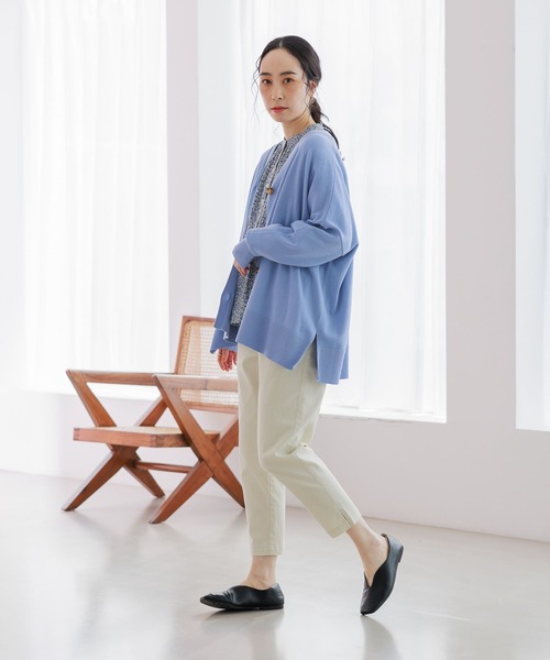 studio CLIP（スタディオクリップ）の「【スッキリ春らくパンツ】サブリナパンツ[プラスサイズあり]（その他パンツ・レディース・キャメル/オフホワイト/グレー/カーキ/ブラック/ネイビー・MEDIUM/SMALL/XXX-LARGE/XX-LARGE/X-LARGE/LARGE）」の11枚目の写真