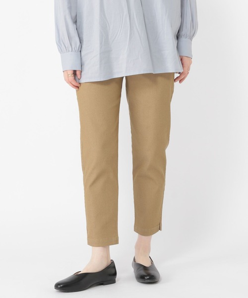 studio CLIP（スタディオクリップ）の「【スッキリ春らくパンツ】サブリナパンツ[プラスサイズあり]（その他パンツ・レディース・キャメル/オフホワイト/グレー/カーキ/ブラック/ネイビー・MEDIUM/SMALL/XXX-LARGE/XX-LARGE/X-LARGE/LARGE）」の21枚目の写真