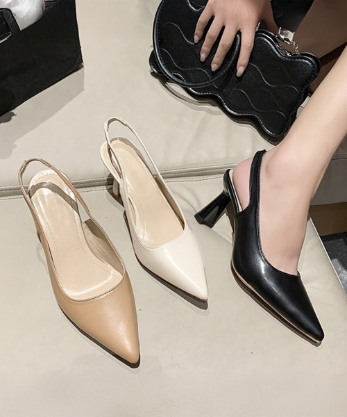Miniministore(ミニミニストア)の「パンプス ポインテッドトゥ 太ヒール(パンプス・レディース・ブラック/オフホワイト/ベージュ・23.0cm/24.0cm/24.5cm/25.0cm/23.5cm/22.5cm)」の15枚目の写真