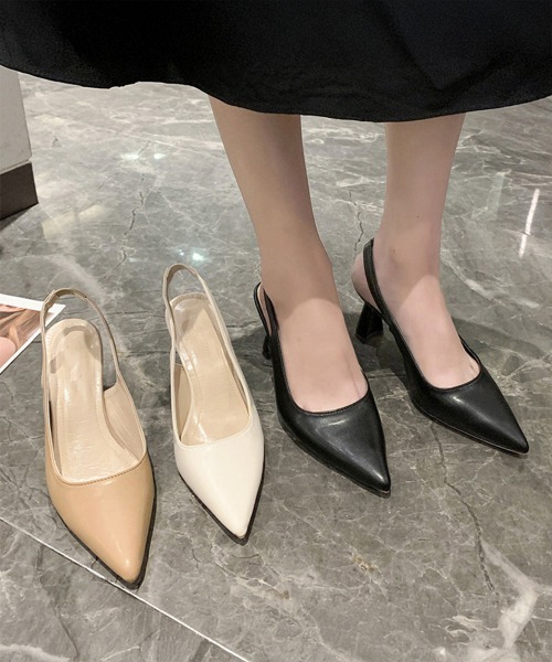 Miniministore(ミニミニストア)の「パンプス ポインテッドトゥ 太ヒール(パンプス・レディース・ブラック/オフホワイト/ベージュ・23.0cm/24.0cm/24.5cm/25.0cm/23.5cm/22.5cm)」の14枚目の写真