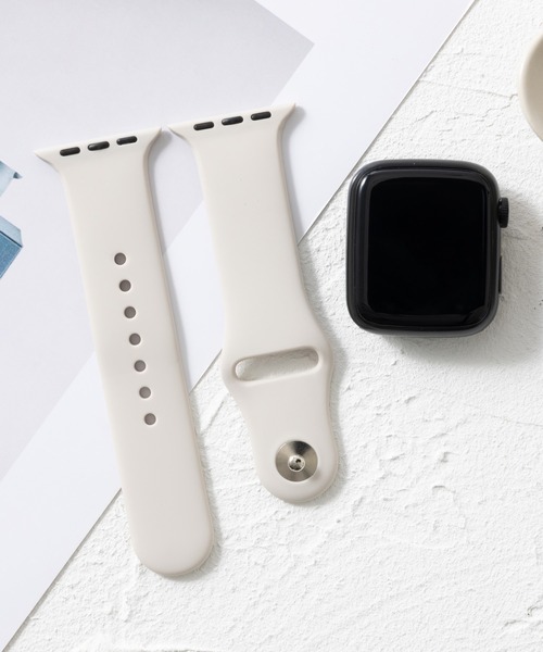 emonique(エモニーク)の「シリコン製 Apple Watch バンド スマートウォッチバンド【38/40/41/42/44/45/49mm対応】(デジタル腕時計・メンズ・グリーン/ブルー/グレー/パープル/ベージュ/ホワイト/ブラック・42/38)」の4枚目の写真