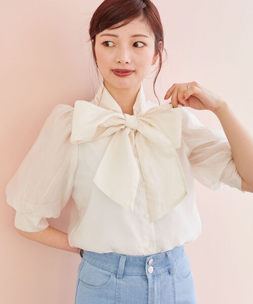 MAJESTIC LEGON（マジェスティックレゴン）の「レディボウタイブラウス（シャツ/ブラウス・レディース・ベージュ系その他2/ホワイト系その他2/アイボリー/ブルー系その他2/クリーム・MEDIUM）」の3枚目の写真