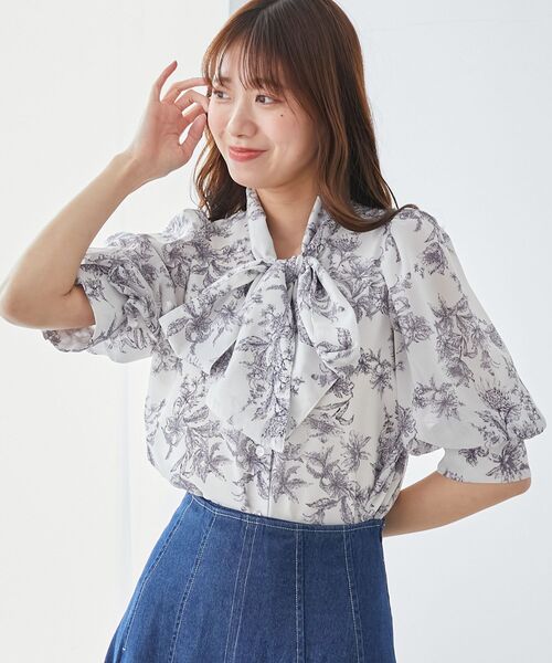 MAJESTIC LEGON（マジェスティックレゴン）の「レディボウタイブラウス（シャツ/ブラウス・レディース・ベージュ系その他2/ホワイト系その他2/アイボリー/ブルー系その他2/クリーム・MEDIUM）」の11枚目の写真