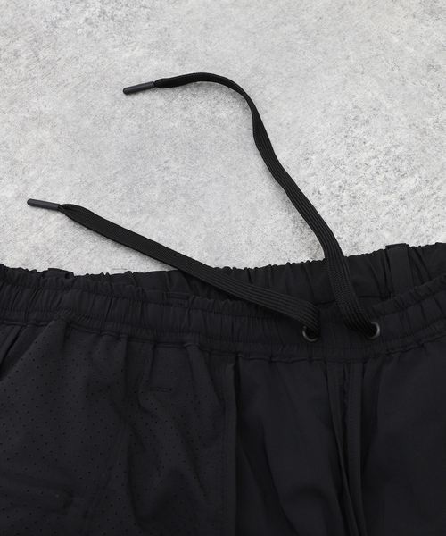 TEATORA(テアトラ)の「【TEATORA / テアトラ】Wallet Pants CITY DR(スラックス・メンズ・ブラック・4/3/2)」の5枚目の写真