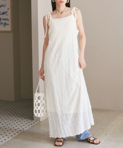 VIS（ビス）の「【洗える】斜め切替ジャガードカットキャミワンピース（ワンピース・レディース・ブルー/ホワイト系その他5・FREE）」の2枚目の写真