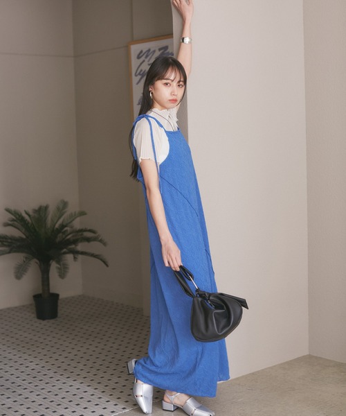 VIS（ビス）の「【洗える】斜め切替ジャガードカットキャミワンピース（ワンピース・レディース・ブルー/ホワイト系その他5・FREE）」の4枚目の写真