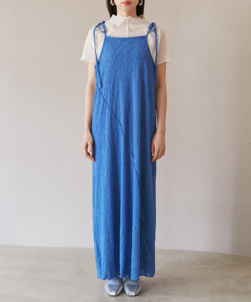 VIS（ビス）の「【洗える】斜め切替ジャガードカットキャミワンピース（ワンピース・レディース・ブルー/ホワイト系その他5・FREE）」の21枚目の写真