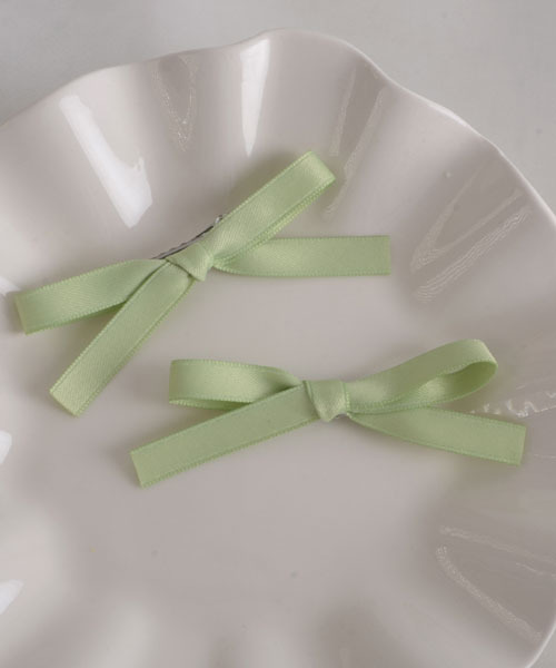 TONE SELECT GOODS(トーンセレクトグッズ)の「【float】パステルカラー リボン ヘアクリップ【2個セット/8色展開】(ヘアピン・レディース・ブルー/オフホワイト/ブラック/ピンク/グリーン/パープル/イエロー/レッド・FREE)」の3枚目の写真