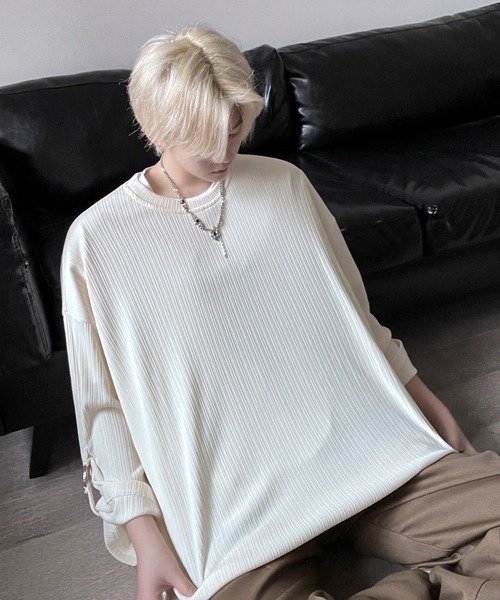 FVLMEN(フルメン)の「【FVLMEN】pleats stripe buckle design rollup halfsleeve tee/プリーツ ストライプ バックル デザイン ロールアップ ハーフスリーブ T(Tシャツ/カットソー・メンズ・グレー/ブラウン/ブラック/アイボリー・X-LARGE/LARGE/MEDIUM)」の15枚目の写真