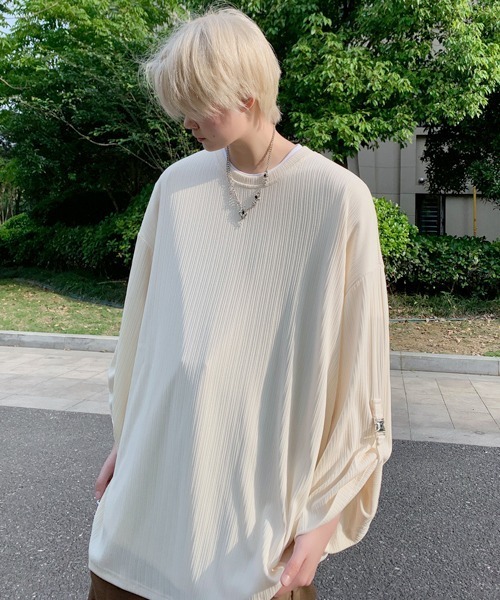 FVLMEN(フルメン)の「【FVLMEN】pleats stripe buckle design rollup halfsleeve tee/プリーツ ストライプ バックル デザイン ロールアップ ハーフスリーブ T(Tシャツ/カットソー・メンズ・グレー/ブラウン/ブラック/アイボリー・X-LARGE/LARGE/MEDIUM)」の16枚目の写真