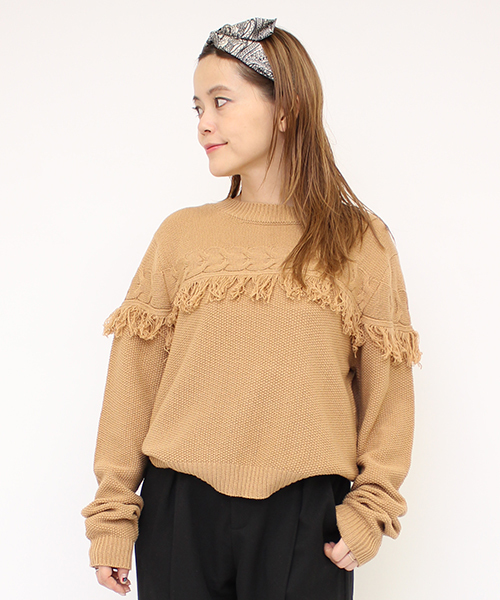 mystic（ミスティック）の「【mystic】フリンジ切替KNITプルオーバー（ニット/セーター・レディース・アイボリー/ブラック/チャコールグレー/キャメル/レンガ・ﾌﾘ-）」の4枚目の写真