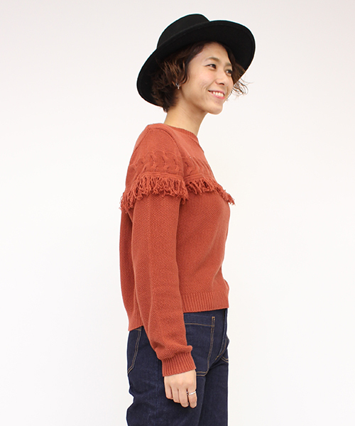 mystic（ミスティック）の「【mystic】フリンジ切替KNITプルオーバー（ニット/セーター・レディース・アイボリー/ブラック/チャコールグレー/キャメル/レンガ・ﾌﾘ-）」の5枚目の写真