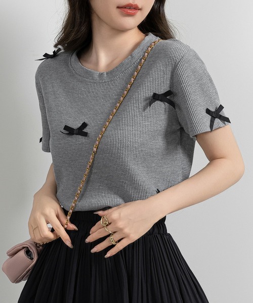 DAY CLOSET（デイ クローゼット）の「レディース 半袖リボンワッフルクロップドTシャツ（Tシャツ/カットソー・レディース・アイボリー/ブラック/ブルー/グレー・FREE）」の17枚目の写真
