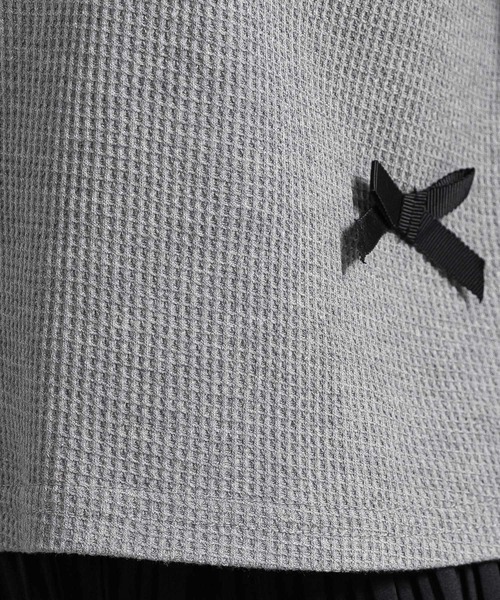 DAY CLOSET（デイ クローゼット）の「レディース 半袖リボンワッフルクロップドTシャツ（Tシャツ/カットソー・レディース・アイボリー/ブラック/ブルー/グレー・FREE）」の5枚目の写真