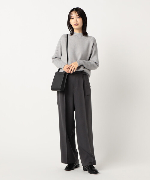 MONO　COMME CA（モノコムサ）の「コンパクト スクエアショルダー（ショルダーバッグ・レディース・ブラック/ベージュ/モカ/テラコッタ・FREE）」の17枚目の写真