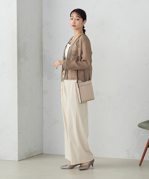 MONO　COMME CA（モノコムサ）の「コンパクト スクエアショルダー（ショルダーバッグ・レディース・ブラック/ベージュ/モカ/テラコッタ・FREE）」の20枚目の写真