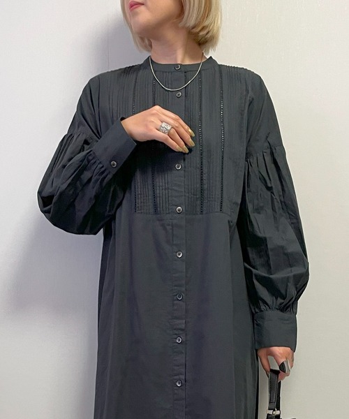 Fizz（フィズ）の「【Fizz/フィズ】　コットンポプリンレースピンタックシャツワンピース（シャツワンピース・レディース・チャコール/ホワイト/ライトカーキ/ブルー・M）」の8枚目の写真