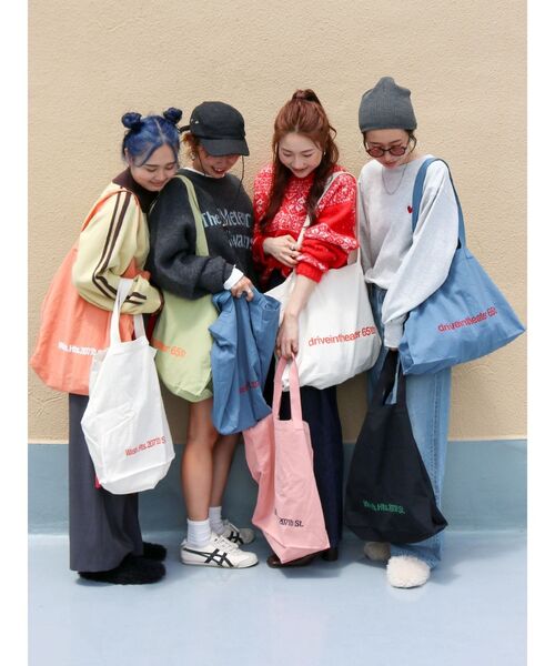 Ungrid（アングリッド）の「【WEB限定】ビッグロゴトートバッグ（トートバッグ・レディース・イエロー/ブラック/グリーン/レッド/ブルー/オフホワイト・FREE）」の19枚目の写真