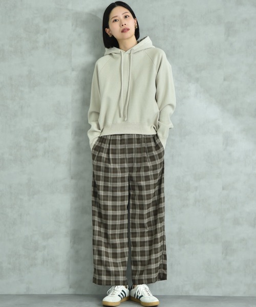 INTERPLANET(インタープラネット)の「ストレッチゆるテーパードパンツ(その他パンツ・レディース・ブルー/チャコールグレー/ブラック/ボルドー・FREE)」の17枚目の写真