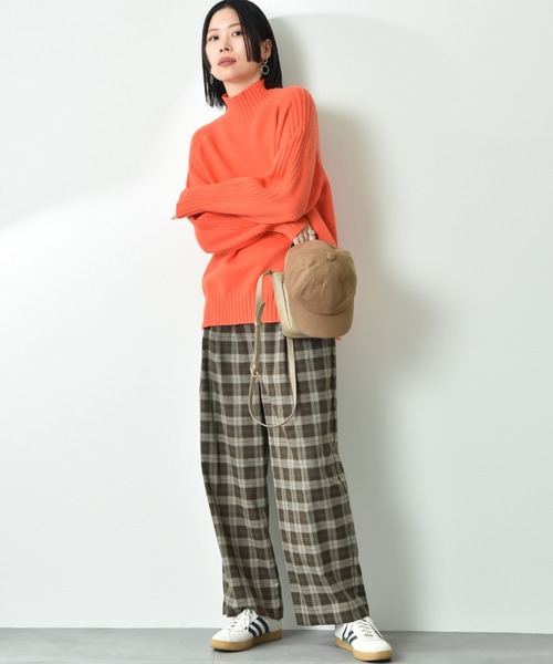 INTERPLANET(インタープラネット)の「ストレッチゆるテーパードパンツ(その他パンツ・レディース・ブルー/チャコールグレー/ブラック/ボルドー・FREE)」の13枚目の写真