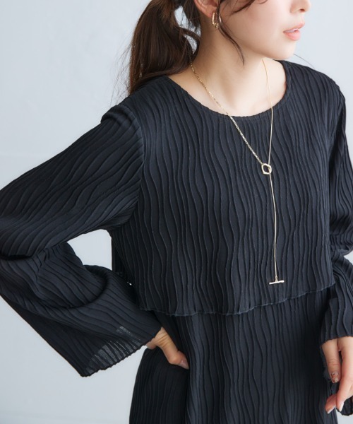 nissen(ニッセン)の「ウェーブタックプリーツ重ね着風ワンピース(ワンピース・レディース・モカ/ブラック・LL/L/M/S)」の17枚目の写真