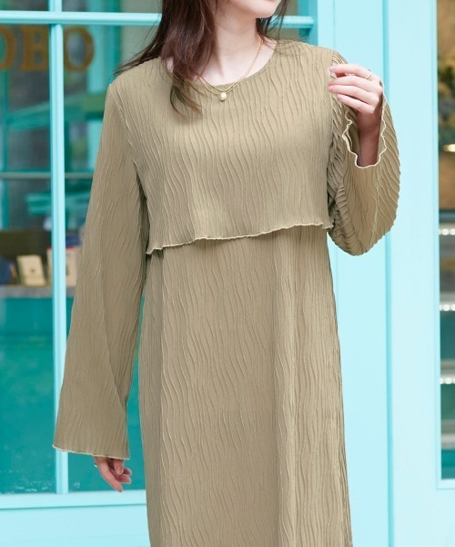 nissen(ニッセン)の「ウェーブタックプリーツ重ね着風ワンピース(ワンピース・レディース・モカ/ブラック・LL/L/M/S)」の13枚目の写真