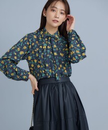 カッティングローズプリント フリルブラウス