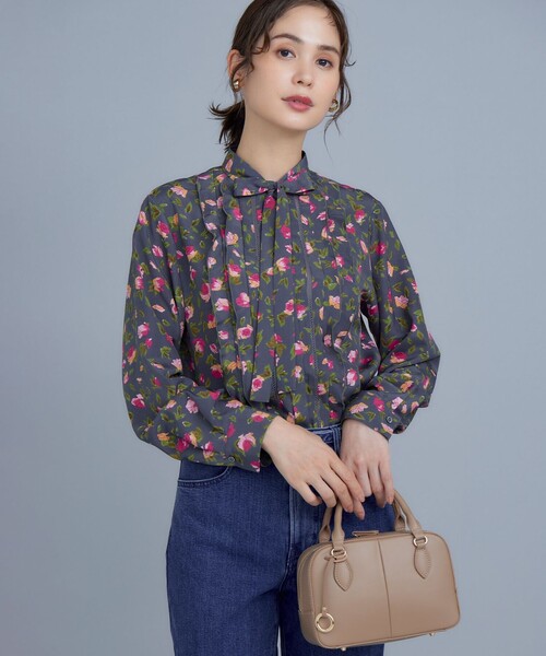 組曲（クミキョク）の「カッティングローズプリント フリルブラウス（シャツ/ブラウス・レディース・イエロー系5/ピンク系5・3/2）」の11枚目の写真