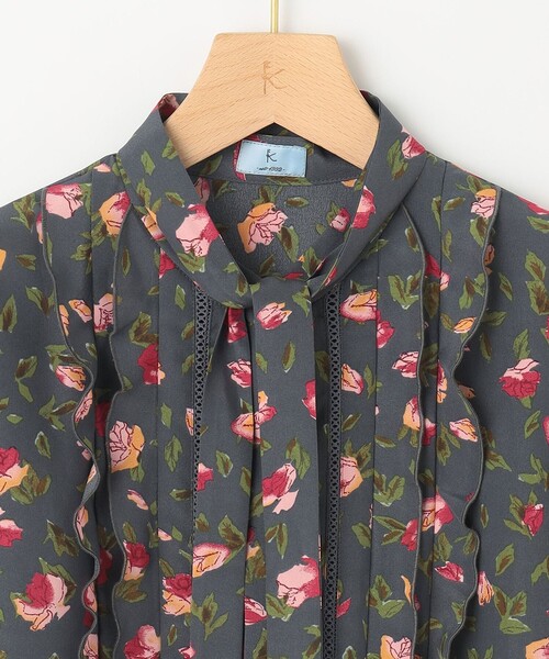 組曲（クミキョク）の「カッティングローズプリント フリルブラウス（シャツ/ブラウス・レディース・イエロー系5/ピンク系5・3/2）」の18枚目の写真