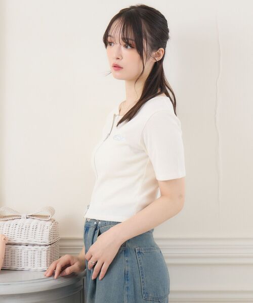 ems excite（エムズエキサイト）の「ノーカラーWZIPCT（Tシャツ/カットソー・レディース・チャコールグレー/ナチュラル/ブラウン・FREE）」の11枚目の写真