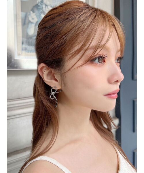 RESEXXY（リゼクシー）の「リボンデザインピアス（ピアス（両耳用）・レディース・シルバー/ゴールド・FREE）」の9枚目の写真