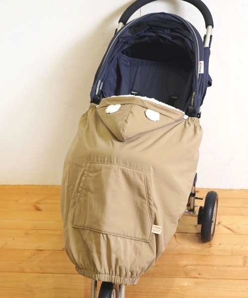 Hoppetta(ホッペッタ)の「【Hoppetta(ホッペッタ)】2wayママケープ(抱っこ紐/ベルトカバー/スリング・レディース・ベージュ・ONESIZE)」の11枚目の写真