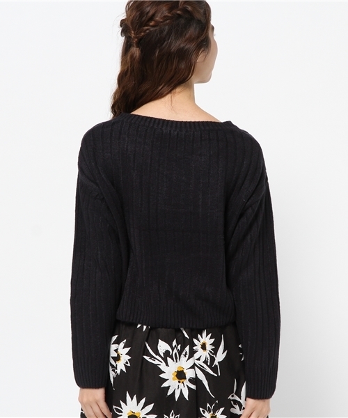 one after another NICE CLAUP（ワンアフターアナザーナイスクラップ）の「【mer1月号掲載 ナイスクラップ】ワイドリブＶネックニット（ニット/セーター・レディース・アイボリー/サックスブルー/カーキ/ネイビー・FREE）」の9枚目の写真