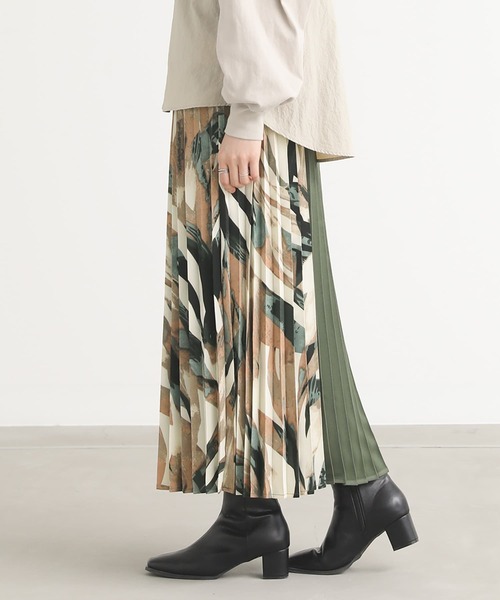 n'OrLABEL（ノアールレーベル）の「『切り替えプリーツスカート』（スカート・レディース・ブラック/カーキ/ネイビー・FREE）」の6枚目の写真