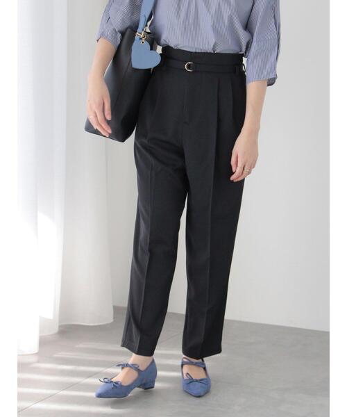 Te chichi TERRASSE（テチチテラス）の「ベルト付テーパードパンツ（その他パンツ・レディース・ブラック/モカ/ブルー・F）」の2枚目の写真
