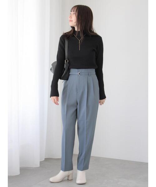 Te chichi TERRASSE（テチチテラス）の「ベルト付テーパードパンツ（その他パンツ・レディース・ブラック/モカ/ブルー・F）」の20枚目の写真