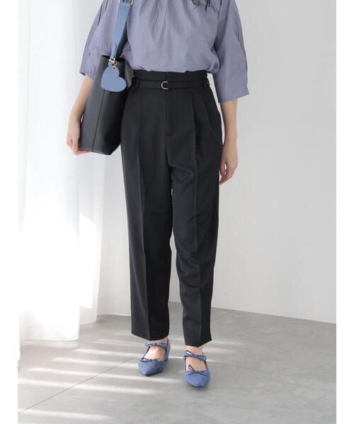 Te chichi TERRASSE（テチチテラス）の「ベルト付テーパードパンツ（その他パンツ・レディース・ブラック/モカ/ブルー・F）」の6枚目の写真