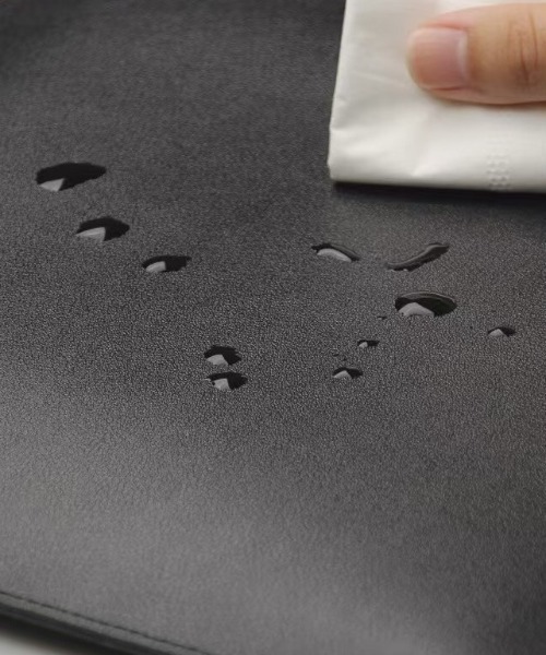 CALIFORNIA OUTFITTERS(カリフォルニア アウトフィッターズ)の「3-9B19 PUレザー スリムデザイン PCケース(PC・タブレットケース・メンズ・ブラック/ホワイト/キャメル・13号/15号)」の5枚目の写真