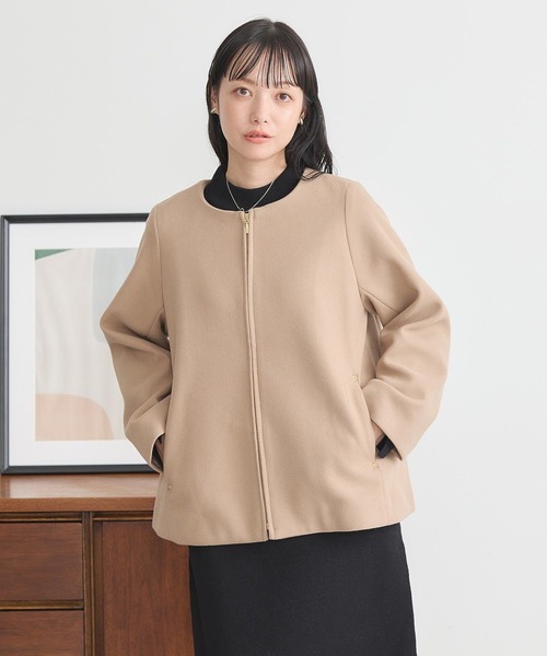 earth music&ecology(アースミュージックアンドエコロジー)の「2Wayフードショートコート(ダッフルコート・レディース・ベージュ/ブラック/アイボリー・L/M)」の8枚目の写真