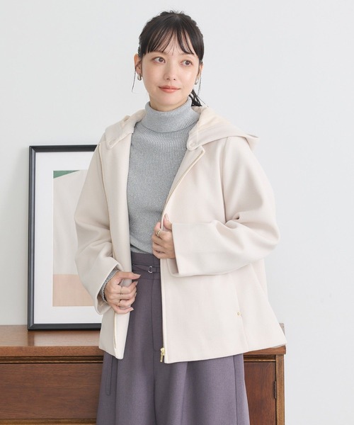 earth music&ecology(アースミュージックアンドエコロジー)の「2Wayフードショートコート(ダッフルコート・レディース・ベージュ/ブラック/アイボリー・L/M)」の19枚目の写真